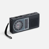 Bluetooth-колонка с радио Comradio, черная